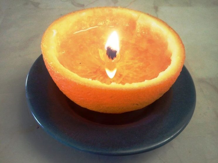 Candle made out of an orange